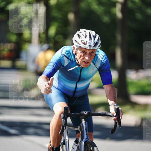 09.08.2026 - GEWOBA Citytriathlon Bremen Michael Burmester http://msf.ph/oto/9943391 09.08.2026 14:44:26 Radfahren 191, 245, 303, 318, 478, 495, 502 meine-sportfotos.de
