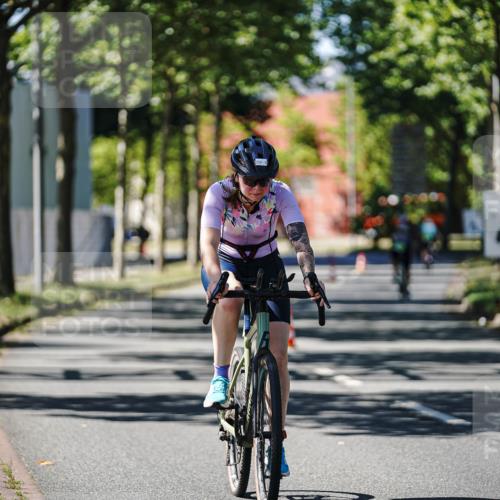 09.08.2026 - GEWOBA Citytriathlon Bremen Michael Burmester http://msf.ph/oto/9943401 09.08.2026 14:44:53 Radfahren 259, 486 meine-sportfotos.de