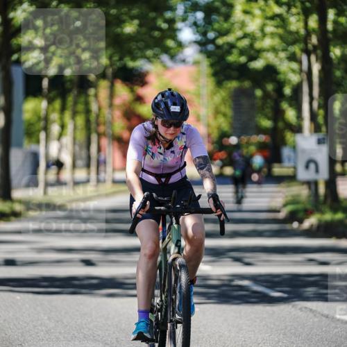 09.08.2026 - GEWOBA Citytriathlon Bremen Michael Burmester http://msf.ph/oto/9943403 09.08.2026 14:44:53 Radfahren 259, 486 meine-sportfotos.de