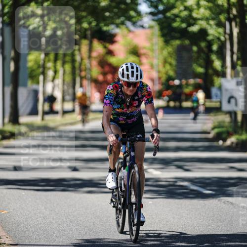 09.08.2026 - GEWOBA Citytriathlon Bremen Michael Burmester http://msf.ph/oto/9943406 09.08.2026 14:45:18 Radfahren 166, 219, 296, 476, 514 meine-sportfotos.de