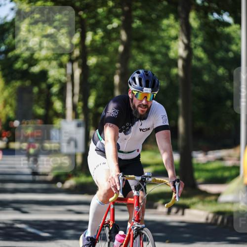 09.08.2026 - GEWOBA Citytriathlon Bremen Michael Burmester http://msf.ph/oto/9943414 09.08.2026 14:45:28 Radfahren 166, 219, 296, 380, 474, 476, 499, 514 meine-sportfotos.de