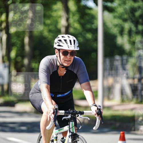 09.08.2026 - GEWOBA Citytriathlon Bremen Michael Burmester http://msf.ph/oto/9943431 09.08.2026 14:45:42 Radfahren 248, 380, 460, 465, 505 meine-sportfotos.de