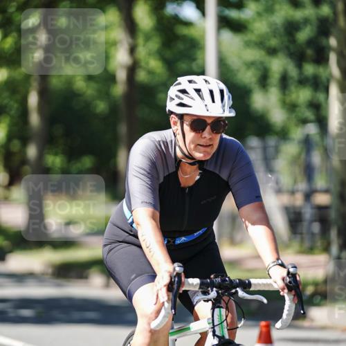 09.08.2026 - GEWOBA Citytriathlon Bremen Michael Burmester http://msf.ph/oto/9943432 09.08.2026 14:45:42 Radfahren 248, 380, 460, 465, 505 meine-sportfotos.de