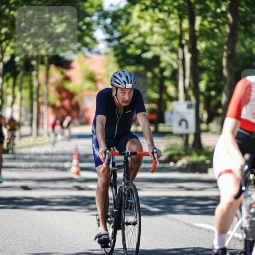 09.08.2026 - GEWOBA Citytriathlon Bremen Michael Burmester http://msf.ph/oto/9943443 09.08.2026 14:45:54 Radfahren 246, 248, 332, 367, 451, 465, 496, 524 meine-sportfotos.de