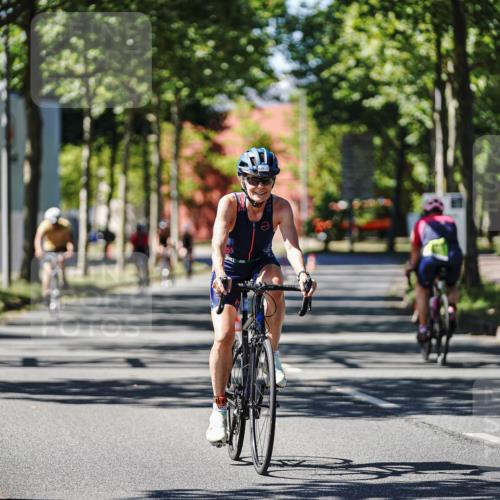 09.08.2026 - GEWOBA Citytriathlon Bremen Michael Burmester http://msf.ph/oto/9943447 09.08.2026 14:45:56 Radfahren 246, 248, 332, 367, 451, 465, 496, 524 meine-sportfotos.de