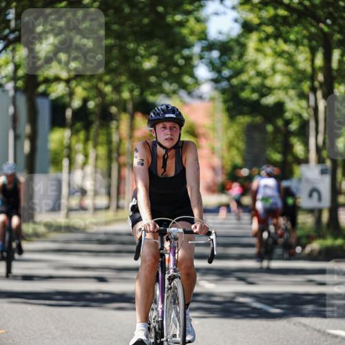 09.08.2026 - GEWOBA Citytriathlon Bremen Michael Burmester http://msf.ph/oto/9943457 09.08.2026 14:46:04 Radfahren 246, 332, 367, 451, 496 meine-sportfotos.de