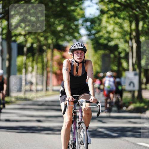 09.08.2026 - GEWOBA Citytriathlon Bremen Michael Burmester http://msf.ph/oto/9943458 09.08.2026 14:46:04 Radfahren 246, 332, 367, 451, 496 meine-sportfotos.de