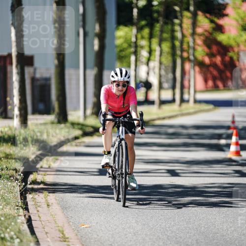 09.08.2026 - GEWOBA Citytriathlon Bremen Michael Burmester http://msf.ph/oto/9943463 09.08.2026 14:46:18 Radfahren 267 meine-sportfotos.de