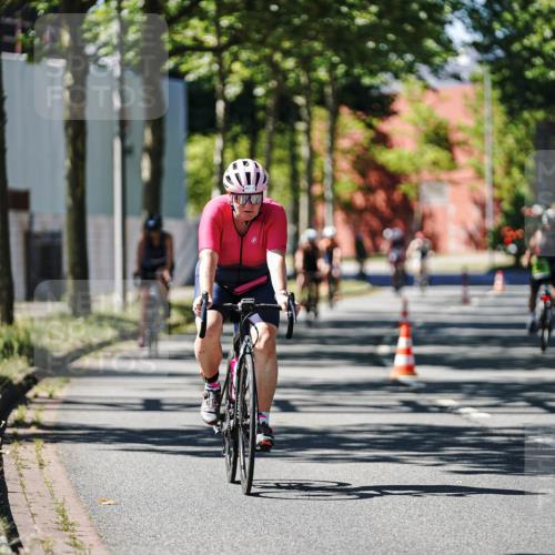 09.08.2026 - GEWOBA Citytriathlon Bremen Michael Burmester http://msf.ph/oto/9943466 09.08.2026 14:46:46 Radfahren 392, 447, 483, 488, 497, 506 meine-sportfotos.de