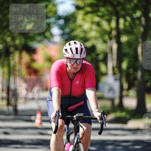 09.08.2026 - GEWOBA Citytriathlon Bremen Michael Burmester http://msf.ph/oto/9943468 09.08.2026 14:46:47 Radfahren 392, 414, 447, 483, 488, 497, 506 meine-sportfotos.de