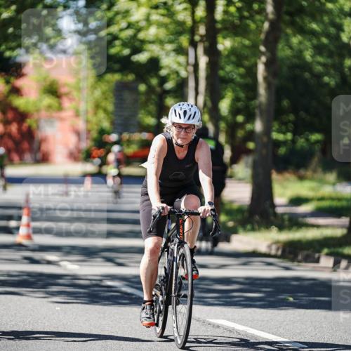 09.08.2026 - GEWOBA Citytriathlon Bremen Michael Burmester http://msf.ph/oto/9943473 09.08.2026 14:46:51 Radfahren 392, 414, 447, 464, 483, 488, 497, 506 meine-sportfotos.de