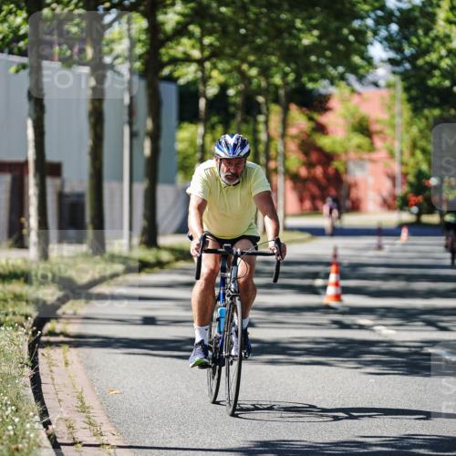 09.08.2026 - GEWOBA Citytriathlon Bremen Michael Burmester http://msf.ph/oto/9943491 09.08.2026 14:47:05 Radfahren 298, 414, 461, 464 meine-sportfotos.de