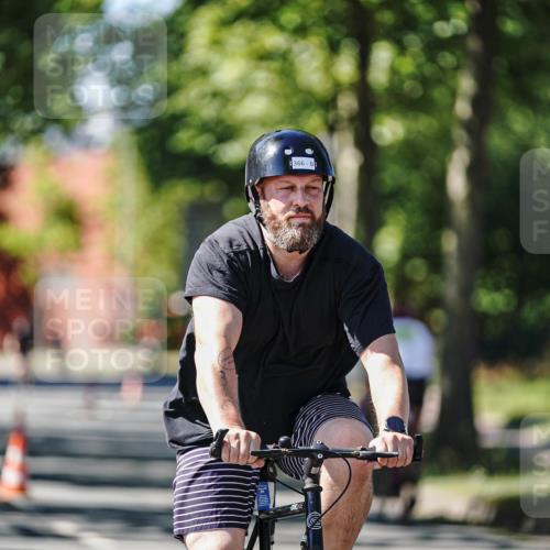 09.08.2026 - GEWOBA Citytriathlon Bremen Michael Burmester http://msf.ph/oto/9943511 09.08.2026 14:48:01 Radfahren 366, 459, 492 meine-sportfotos.de