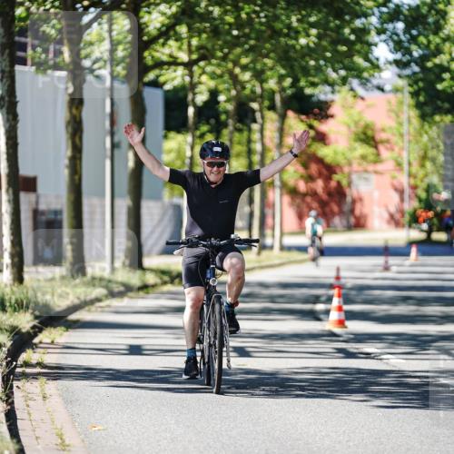 09.08.2026 - GEWOBA Citytriathlon Bremen Michael Burmester http://msf.ph/oto/9943513 09.08.2026 14:48:11 Radfahren 333, 459 meine-sportfotos.de
