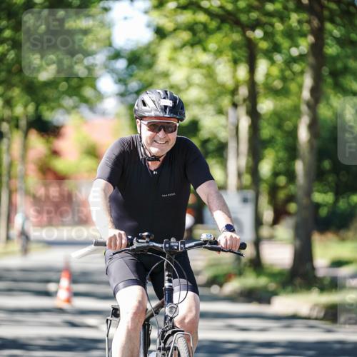 09.08.2026 - GEWOBA Citytriathlon Bremen Michael Burmester http://msf.ph/oto/9943516 09.08.2026 14:48:13 Radfahren 333, 459 meine-sportfotos.de