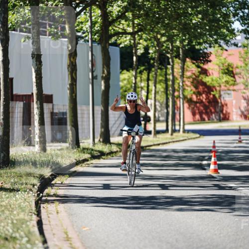 09.08.2026 - GEWOBA Citytriathlon Bremen Michael Burmester http://msf.ph/oto/9943535 09.08.2026 14:49:01 Radfahren 315, 443, 518 meine-sportfotos.de