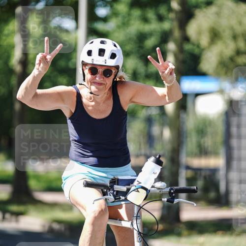 09.08.2026 - GEWOBA Citytriathlon Bremen Michael Burmester http://msf.ph/oto/9943544 09.08.2026 14:49:04 Radfahren 315, 518 meine-sportfotos.de