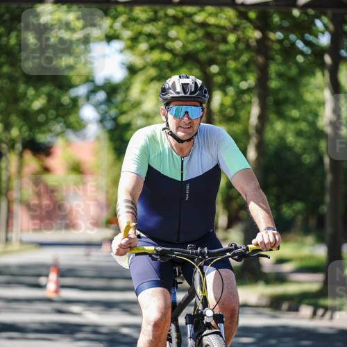 09.08.2026 - GEWOBA Citytriathlon Bremen Michael Burmester http://msf.ph/oto/9943548 09.08.2026 14:49:25 Radfahren 408 meine-sportfotos.de