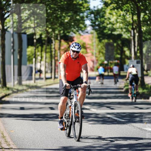 09.08.2026 - GEWOBA Citytriathlon Bremen Michael Burmester http://msf.ph/oto/9943556 09.08.2026 14:51:45 Radfahren 427 meine-sportfotos.de
