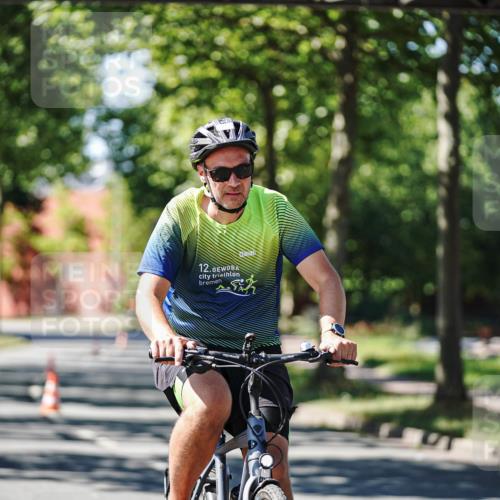 09.08.2026 - GEWOBA Citytriathlon Bremen Michael Burmester http://msf.ph/oto/9943579 09.08.2026 14:53:18 Radfahren 406 meine-sportfotos.de