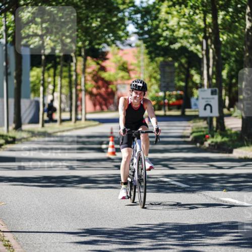 09.08.2026 - GEWOBA Citytriathlon Bremen Michael Burmester http://msf.ph/oto/9943584 09.08.2026 14:54:32 Radfahren 251 meine-sportfotos.de