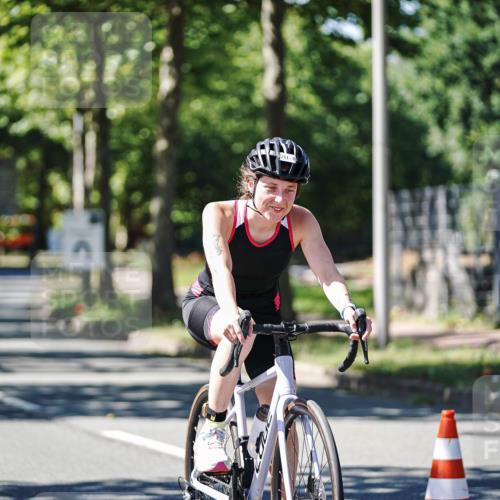 09.08.2026 - GEWOBA Citytriathlon Bremen Michael Burmester http://msf.ph/oto/9943585 09.08.2026 14:54:33 Radfahren 251 meine-sportfotos.de