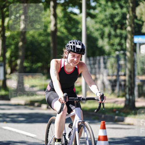 09.08.2026 - GEWOBA Citytriathlon Bremen Michael Burmester http://msf.ph/oto/9943586 09.08.2026 14:54:33 Radfahren 251 meine-sportfotos.de