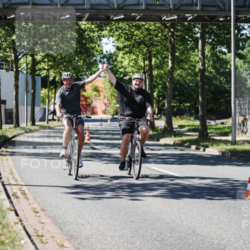 09.08.2026 - GEWOBA Citytriathlon Bremen Michael Burmester http://msf.ph/oto/9943593 09.08.2026 14:58:54 Radfahren 55, 444 meine-sportfotos.de
