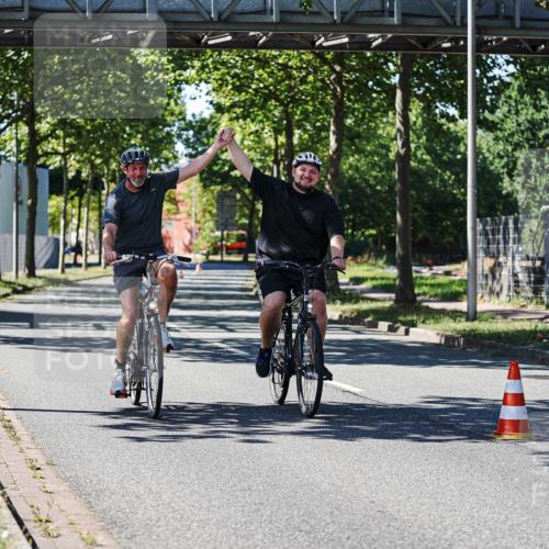 09.08.2026 - GEWOBA Citytriathlon Bremen Michael Burmester http://msf.ph/oto/9943596 09.08.2026 14:58:54 Radfahren 55, 444 meine-sportfotos.de