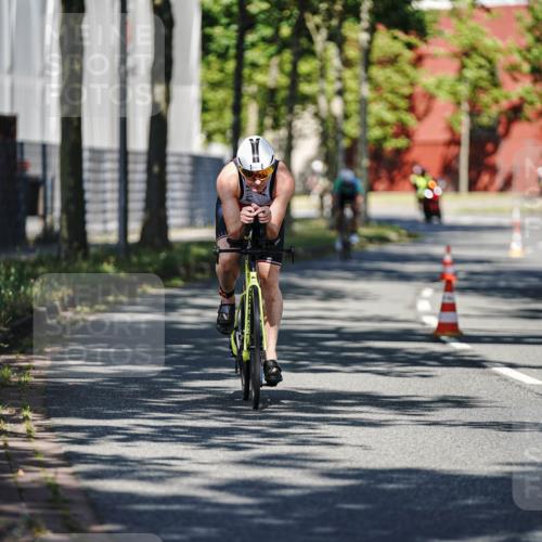 09.08.2026 - GEWOBA Citytriathlon Bremen Michael Burmester http://msf.ph/oto/9943712 09.08.2026 10:25:56 Radfahren 322, 372, 389, 416 meine-sportfotos.de