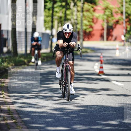 09.08.2026 - GEWOBA Citytriathlon Bremen Michael Burmester http://msf.ph/oto/9943748 09.08.2026 10:26:48 Radfahren 290, 296, 315, 319, 463 meine-sportfotos.de