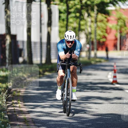 09.08.2026 - GEWOBA Citytriathlon Bremen Michael Burmester http://msf.ph/oto/9943750 09.08.2026 10:26:51 Radfahren 290, 296, 315, 319, 463 meine-sportfotos.de