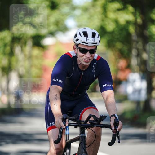 09.08.2026 - GEWOBA Citytriathlon Bremen Michael Burmester http://msf.ph/oto/9943769 09.08.2026 10:27:20 Radfahren 342, 368, 375, 391, 447, 523 meine-sportfotos.de