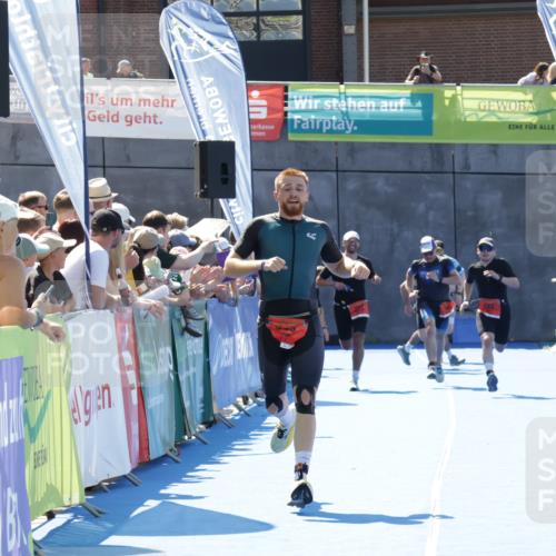 09.08.2026 - GEWOBA Citytriathlon Bremen Yannick Fuchs http://msf.ph/oto/9943810 09.08.2026 14:12:22 Ziel 545, 642 meine-sportfotos.de