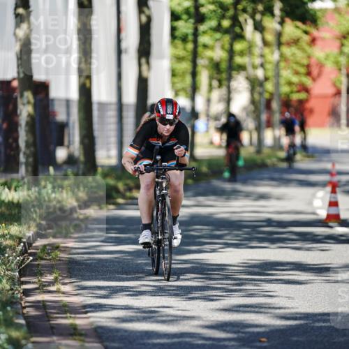 09.08.2026 - GEWOBA Citytriathlon Bremen Michael Burmester http://msf.ph/oto/9943849 09.08.2026 10:29:01 Radfahren 325, 343, 356, 392, 437, 465, 517, 519 meine-sportfotos.de