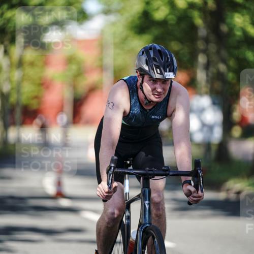 09.08.2026 - GEWOBA Citytriathlon Bremen Michael Burmester http://msf.ph/oto/9943866 09.08.2026 10:29:05 Radfahren 325, 343, 392, 437, 517, 519 meine-sportfotos.de