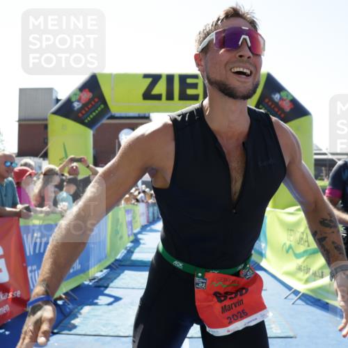 09.08.2026 - GEWOBA Citytriathlon Bremen Yannick Fuchs http://msf.ph/oto/9943896 09.08.2026 14:12:46 Ziel 698, 778 meine-sportfotos.de