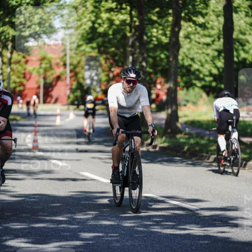 09.08.2026 - GEWOBA Citytriathlon Bremen Michael Burmester http://msf.ph/oto/9943953 09.08.2026 10:29:38 Radfahren 231, 295, 298, 300, 312, 328, 363, 364, 379 meine-sportfotos.de
