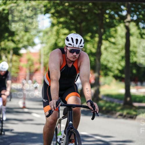 09.08.2026 - GEWOBA Citytriathlon Bremen Michael Burmester http://msf.ph/oto/9943983 09.08.2026 10:29:49 Radfahren 231, 289, 298, 300, 312, 328, 364, 379, 388, 403, 406, 479 meine-sportfotos.de