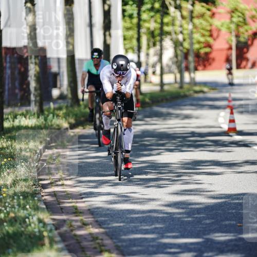 09.08.2026 - GEWOBA Citytriathlon Bremen Michael Burmester http://msf.ph/oto/9944030 09.08.2026 10:30:15 Radfahren 221, 313, 350, 366, 407 meine-sportfotos.de