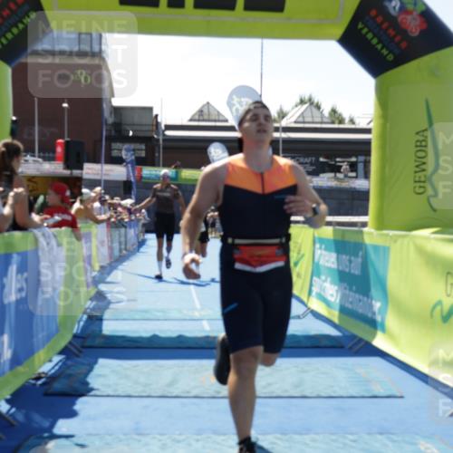 09.08.2026 - GEWOBA Citytriathlon Bremen Yannick Fuchs http://msf.ph/oto/9944055 09.08.2026 14:14:05 Ziel 597, 607, 1145 meine-sportfotos.de