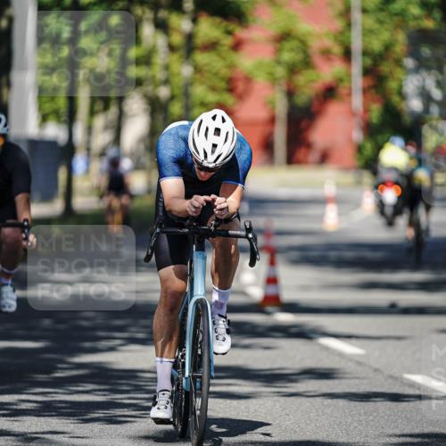 09.08.2026 - GEWOBA Citytriathlon Bremen Michael Burmester http://msf.ph/oto/9944095 09.08.2026 10:30:51 Radfahren 299, 311, 317, 320, 470 meine-sportfotos.de
