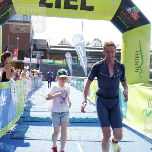 09.08.2026 - GEWOBA Citytriathlon Bremen Yannick Fuchs http://msf.ph/oto/9944109 09.08.2026 14:14:21 Ziel 759, 862, 1130 meine-sportfotos.de