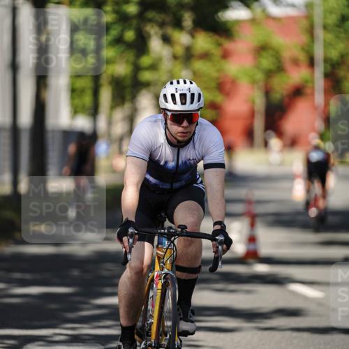 09.08.2026 - GEWOBA Citytriathlon Bremen Michael Burmester http://msf.ph/oto/9944110 09.08.2026 10:30:55 Radfahren 299, 311, 317, 320 meine-sportfotos.de