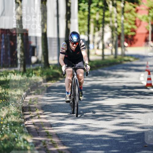 09.08.2026 - GEWOBA Citytriathlon Bremen Michael Burmester http://msf.ph/oto/9944127 09.08.2026 10:31:08 Radfahren 59, 311, 497 meine-sportfotos.de
