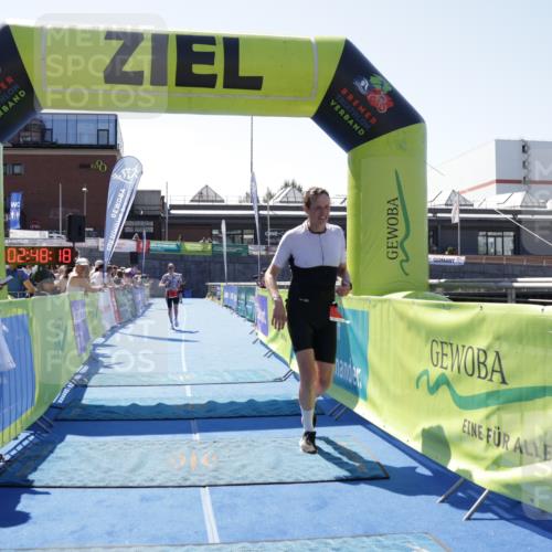 09.08.2026 - GEWOBA Citytriathlon Bremen Yannick Fuchs http://msf.ph/oto/9944140 09.08.2026 14:14:40 Ziel 728, 960 meine-sportfotos.de
