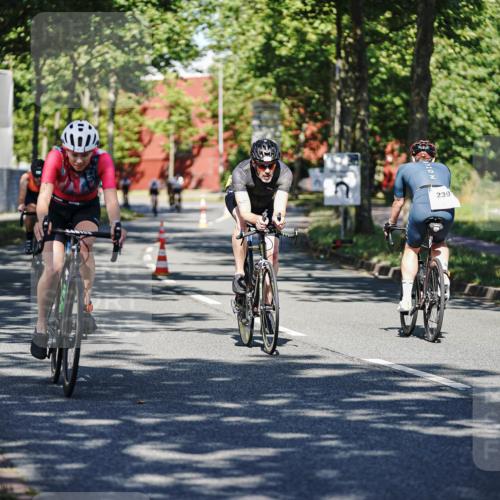 09.08.2026 - GEWOBA Citytriathlon Bremen Michael Burmester http://msf.ph/oto/9944183 09.08.2026 10:31:36 Radfahren 125, 288, 304, 365, 397, 405, 430, 454, 458, 472 meine-sportfotos.de