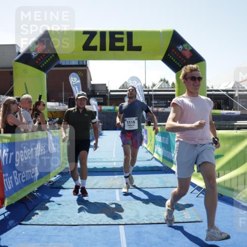 09.08.2026 - GEWOBA Citytriathlon Bremen Yannick Fuchs http://msf.ph/oto/9944201 09.08.2026 14:15:11 Ziel 1115 meine-sportfotos.de