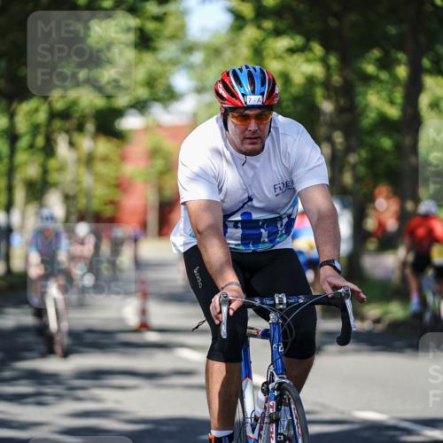 09.08.2026 - GEWOBA Citytriathlon Bremen Michael Burmester http://msf.ph/oto/9944326 09.08.2026 10:32:46 Radfahren 7, 303, 305, 324, 330, 370, 374, 385, 452, 508, 515 meine-sportfotos.de