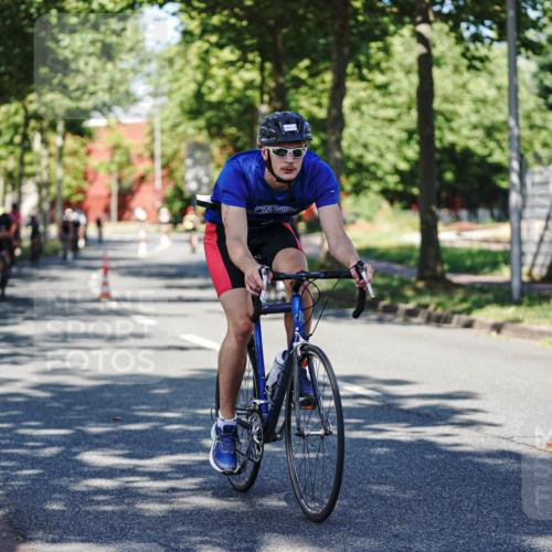 09.08.2026 - GEWOBA Citytriathlon Bremen Michael Burmester http://msf.ph/oto/9944367 09.08.2026 10:32:56 Radfahren 1, 7, 173, 303, 305, 330, 353, 370, 419, 452, 457, 486, 493, 503, 508, 526 meine-sportfotos.de